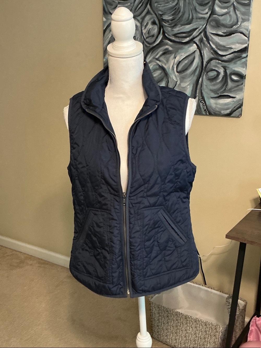 Old Navy Quilted Navy Sleeveless Puffer Vest